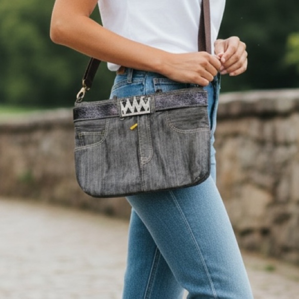 Baggy Jeans‎ Denim Novelty Crossbody Purse Y2K Statement Bag Faux Patent Trim